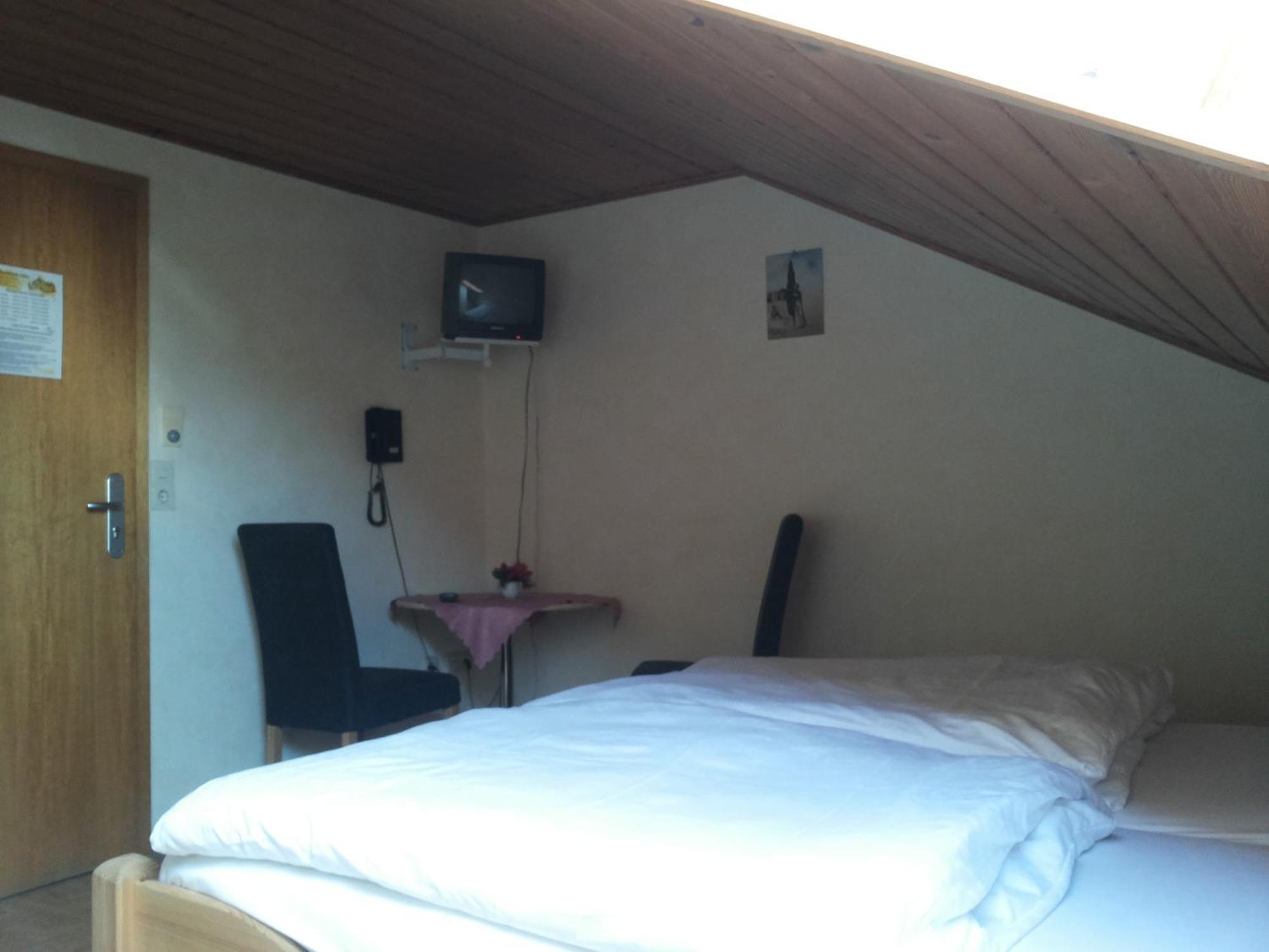 Pension Loeffler Steinbach am Wald Exterior photo